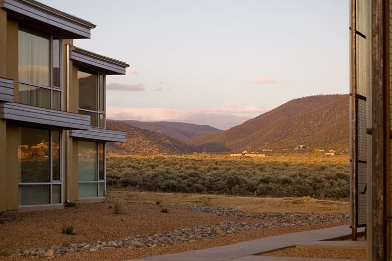 Sustainability Tierra Realty Trust, LLC